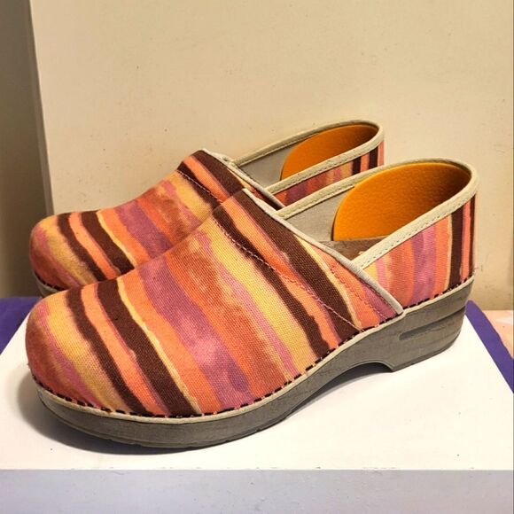 Dansko® Pro Orange/Pink "Sunset" Pattern Canvas Closed Back Clogs sz.10/40 $145 - Picture 1 of 8